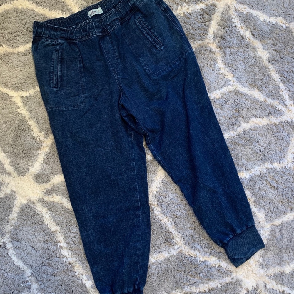 Hollister joggers